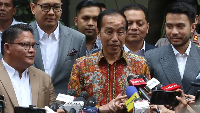 Jokowi Files Police Report Over Fake Diploma Allegations, Police Seize Evidence and Question Key Figures