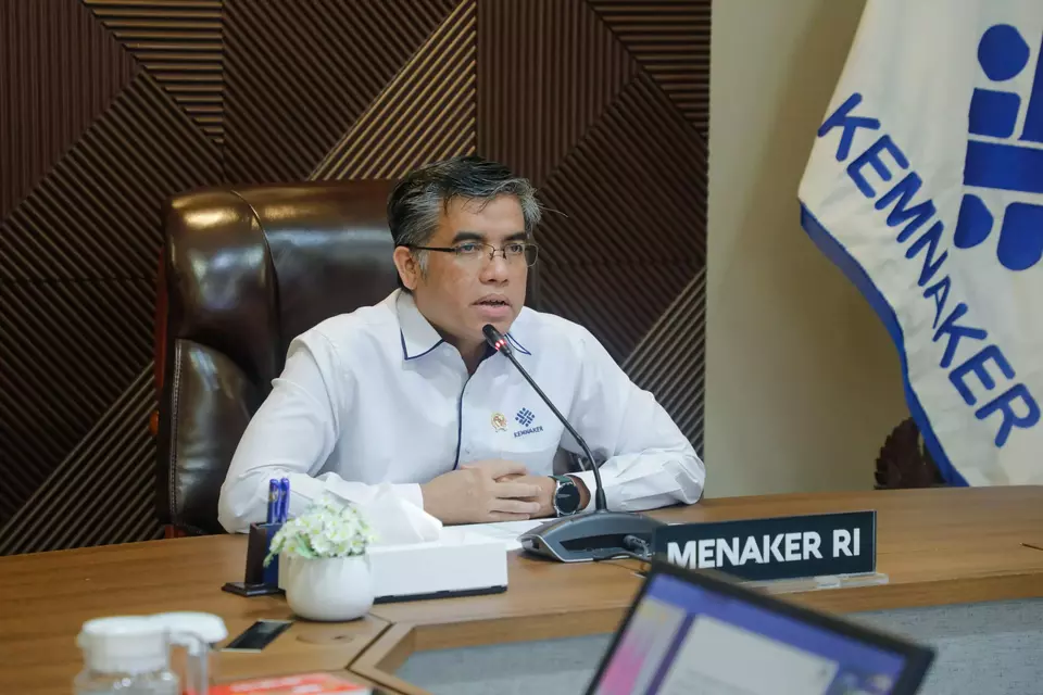 Manpower Minister Yassierli Refuses to Help His Son Find a Job: “I Don’t Want to Spoil Him”